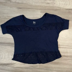 SO. Marineblaues einfaches Spitzen Crop Top T-Shirt ~ Größe Medium - Bild 1 von 7