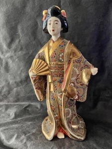 Japanische antike Geisha & Fächer Satsuma vergoldete Figur (13 Zoll groß) markiert - Bild 1 von 8