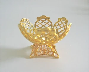 dollhouse doll house miniature METAL GOLD PLATED LARGE FANCY FRUIT BOWL ON STAND - Picture 1 of 3
