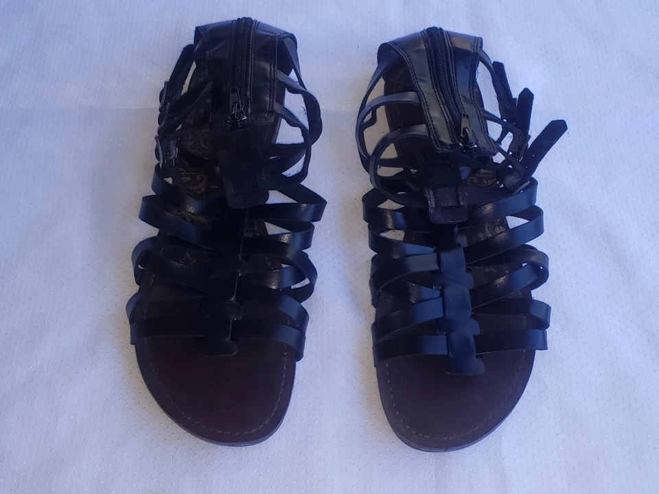 Sandálias gladiador romanas de couro preto usadas tamanho 11 bom estado - Imagem 1 de 4