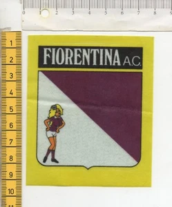 79056 Fg66/ Scudetto telato Anni 70 - Fiorentina - Picture 1 of 3