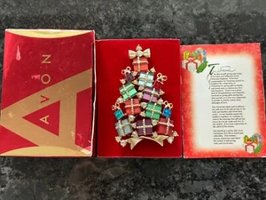 Avon Christmas Tree Pin 2007 4th In Series W Box NICE! - Picture 1 of 3