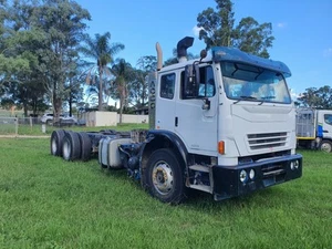 International 2011 Acco 2350 Cab Chassis - Picture 1 of 12