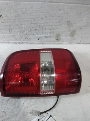 Used Right Tail Light Assembly fits: 2006 Ford F150 PICKUP New Style Styleside R Foto 1 de 4