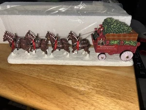 Budweiser Holiday Clydesdale Masterpiece Sculpture A0503 - Picture 1 of 12