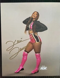 FIRMADO KACI LENNOX 8x10! AEW! ¡LUCHA BRILLANTE! - Imagen 1 de 1