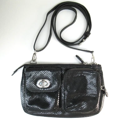 Bolso Bandolera Brighton S Cuero Negro Serpiente Repujado Plateado Adornado Foto 1 de 4