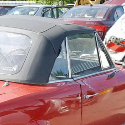 Fiat 124 Spider Convertible, 1968, 1969 - 1983, Right Quarter glass & Frame - Image 1 of 4