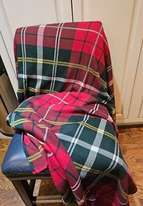 Well Dressed Home Red/Green Plaid 100% Cotton Throw/Blanket - Picture 1 of 4
