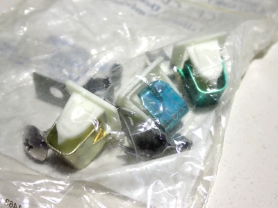 279570 Whirlpool 门闩套件 正品 原始设备制造商 全新 — 第 1/2 张图片