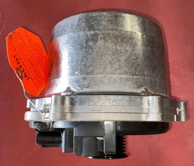 Alternador Bosch 150A - AL0866X / 12-31-7-523-605 - Para BMW 745i y más Foto 1 de 4