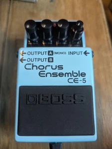 BOSS CE-5 Chorus Ensemble Pedal - boxed, never used, pristine condition - Picture 1 of 17