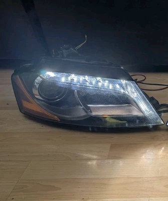 Faro de xenón HID 2009 2010 2011 2012 2013 AUDI A3 lado del pasajero Foto 1 de 4