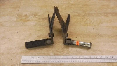 Honda CB160 1965-69 Sport Scrambler H677-4> estriberas traseras y soportes izquierda derecha Foto 1 de 4