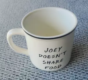 Taza Pottery Barn Friends de gran tamaño Joey no comparte comida nueva - Imagen 1 de 5