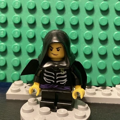 Minifigura LEGO Ninjago Lloyd Garmadon Njo038 Foto 1 de 4