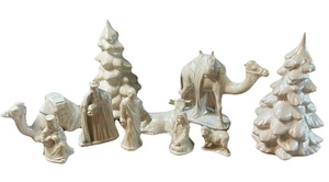 13 Piece Glossy Vintage Ceramic Nativity Scene Christmas Tree Pearl Glaze - Picture 1 of 8