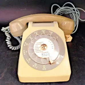 TELEPHONE VINTAGE SOCOTEL S63 AVEC CADRAN GRIS 1970 - Zdjęcie 1 z 18