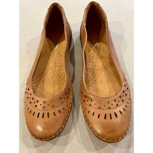 Naturalizer Laser Cut Leather Flats Womens 9.5 Narrow Beige Artsy Boho - Bild 1 von 11