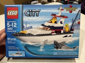 LEGO CITY: Fishing Boat (4642)