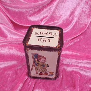Retro Sarah Kay Spardose Sparbüchse 9,5 cm Blech 70er Selten - Bild 1 von 5