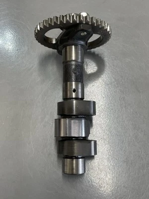 Honda Shadow VT500C 1983 árbol de levas trasero, piñón Foto 1 de 4