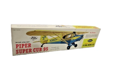 Guillow's Piper Super Cub 95 Flying Model Kit 303 Balsa Wood Model Kit - Image 1 of 4