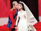 2012 WILLIAM & KATE mariage royal ÉTIQUETTE OR W3420 Barbie Ken NEUF avec ÉTUI D'AFFICHAGE