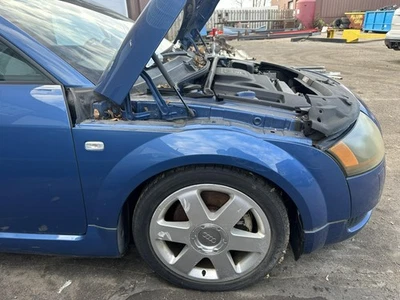 00 01 02 03 04 05 06 AUDI TT Fender Right - Image 1 of 3