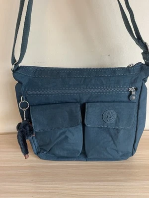 Kipling Monissa große Schultertasche in grün türkis Affe Davina neu - Bild 1 von 4