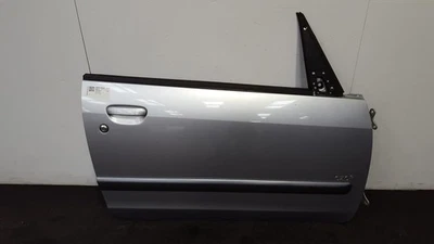 2008 MITSUBISHI COLT CZC MK6 2 DOOR CONVERTIBLE O/S FRONT DRIVERS DOOR SILVER  - Image 1 of 4