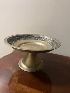 Vintage Messing Fußschale mit fliegenden Kranichen Relief, Korea 20. Jahrhundert - Bild 1 von 9