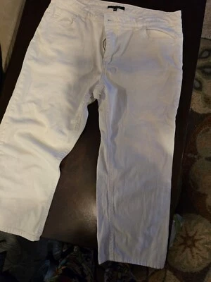 Daisy Fuentes  White Capris Size 12 - Image 1 of 3