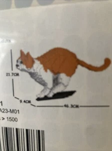 Jecka-building blocks for adults. Yellow And White Running Cat - Picture 1 of 4