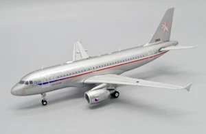 A319(CJ) CZECH REPUBLIC AIR FORCE REG: 2801 WITH STAND - JC WINGS LH2251 1/200 - Picture 1 of 12