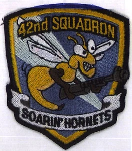 Parche de hierro SAAB Space: Above & Beyond 42nd Hornet Squadron - Imagen 1 de 3