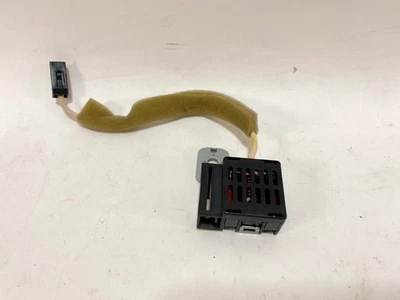 14-23 INFINITI Q50 Q60 AMPLIFICADOR DE ANTENA DE RÁDIO MÓDULO SUPRESSOR DE RUÍDO FABRICANTE DE EQUIPAMENTO ORIGINAL - Imagem 1 de 3