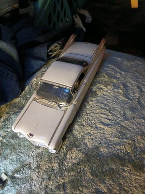 1/43 GLM 1958 Cadillac Eldorado Biarritz Raindrop Concept techo cerrado rojo STM58002 Foto 1 de 4