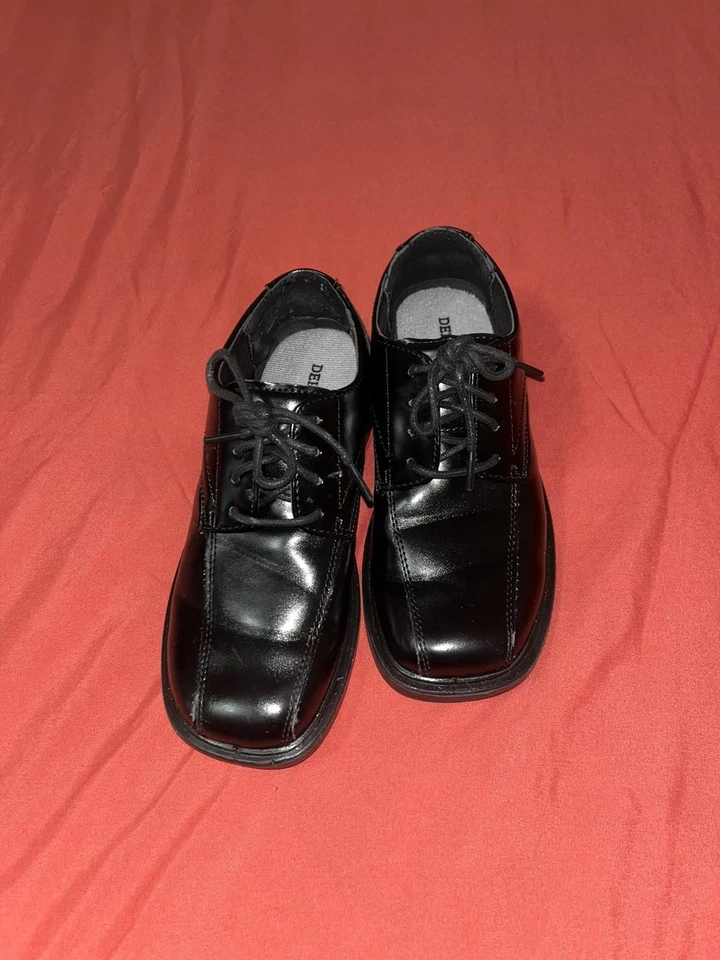 Deer Stags Boy's Oxford Dress Shoes Big Kid Size 13.5 M Black Very good cond - Image 1 of 4