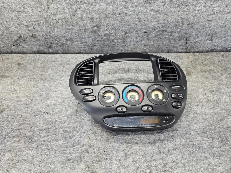 TOYOTA TUNDRA 2000-2006 OEM TABLERO TABLERO RADIO CLIMATIZADOR PANEL INTERRUPTOR Foto 1 de 4