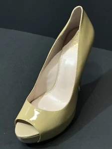 Zapatos de salón Vince Camuto de charol tostado con plataforma punta abierta para mujer talla 10 M - Imagen 1 de 10