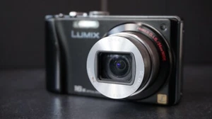 Panasonic Lumix DMC-TZ19 14.1MP Digital Camera - Black - Picture 1 of 10
