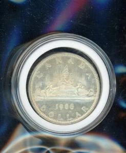 1966 Canadian Silver $1 Dollar Coin Canada - Picture 1 of 2