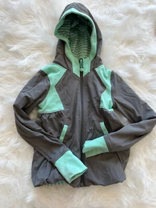 IVIVVA by LULULEMON Girls Reversible Active Hoodie Jacket Dance Studio Size: 4 - Picture 1 of 9