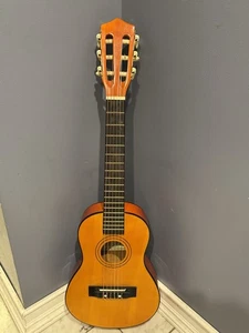 2009 Woodstock Kid’s Fantasy Guitar - Picture 1 of 16