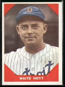 1960 Fleer Baseball Greats Waite Hoyt #69 - Picture 1 of 2