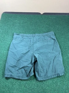 Columbia PFG Men’s Casual Stretch Fishing Shorts Size 40W 10L Green - Picture 1 of 8