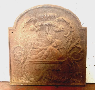 Plaque de fond de cheminée en fonte de fer XIX siècle  - Photo 1/4