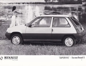 RENAULT "SUPERFIVE" THE NEW RENAULT 5, PERIOD PHOTOGRAPH. - Picture 1 of 2