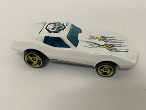 Hot Wheels 1975 Corvette Stingray White w/ Eagle Talons Yellow Rims ~ Excellent - Picture 1 of 3